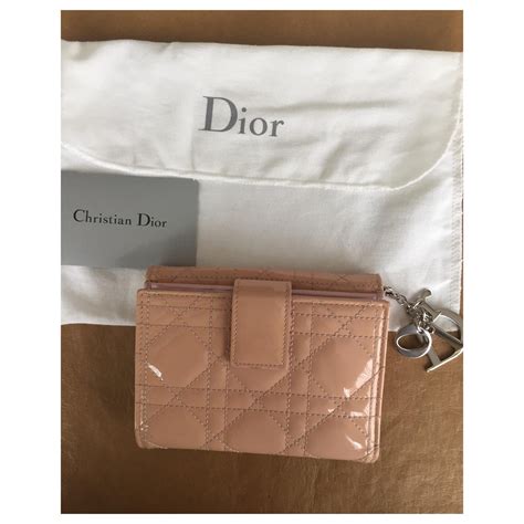 porte feuille dior femme|grand portefeuille femme dior.